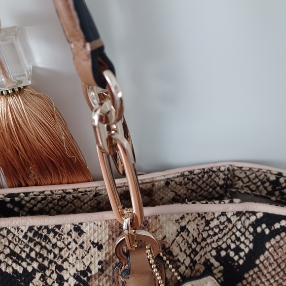 Coach bag - Picture 3 of 11